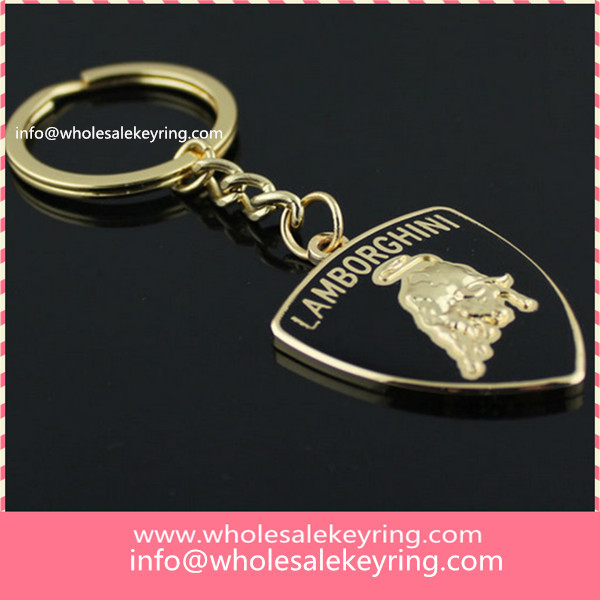 Wholesale hollowed out Lamborghini car logo keyring key ring cheap silver Lamborghini keychain 600